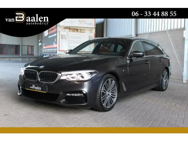 BMW 5-serie Touring 520i High Executive M-SPORT PANO LEER NAVI LED ORG NL 121000KM!!!