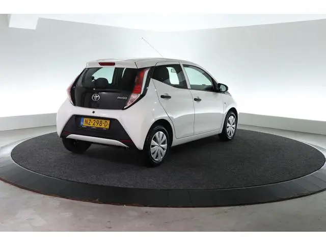 Toyota Aygo 1.0 VVT-i x-fun | AIRCO | BLUETOOTH |
