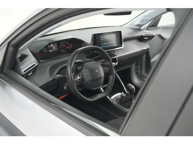 Peugeot 208 PureTech 75 Active Pack | Navigatie | Parkeersensoren | Apple Carplay | Allseason Banden