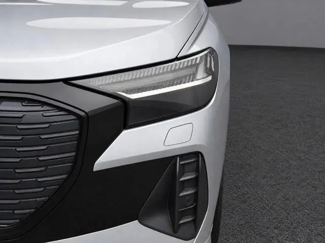 Audi Q4 e-tron 40 Launch edition Advanced Plus 77 kWh/204pk · SOH 94,7% · Camera · Matrix LED · Warm...