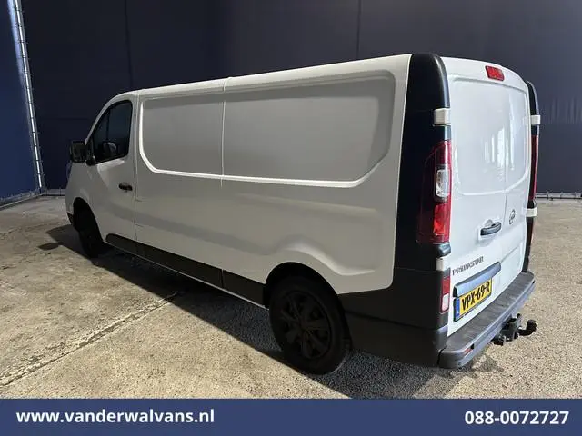 Renault Trafic 2.0 dCi 131pk L2H1 Euro6 Airco | LED | Cruisecontrol | 2500kg Trekhaak | Parkeersenso...