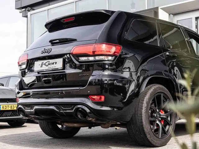 Jeep Grand Cherokee 6.4 V8 SRT8 | LPG | Grijs-kenteken |