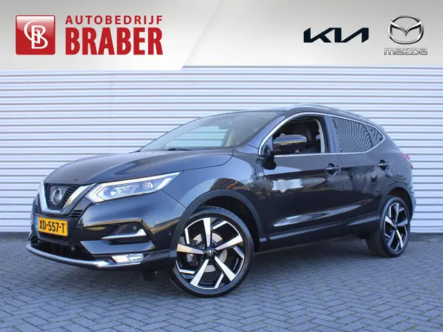 Nissan Qashqai 1.2 Tekna | Trekhaak | 360 Camera | Pano dak | Stoel-/voorruitverwarming | Dodehoek d...