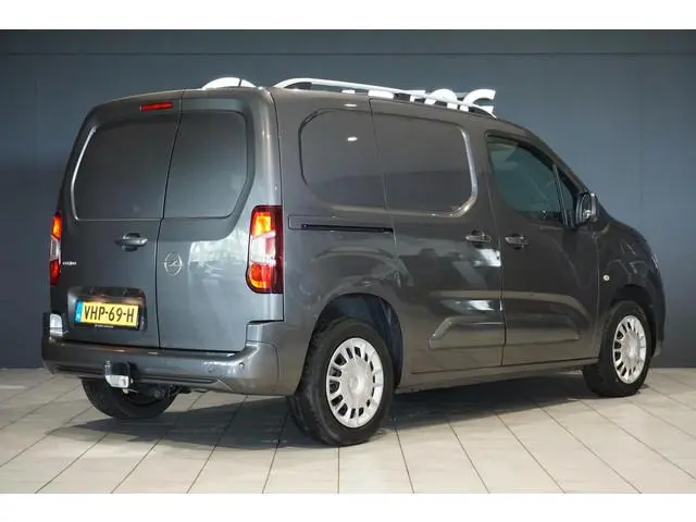 Opel Combo 1.2 Turbo L1H1 Edition *MARGE* + APPLE CARPLAY / TREKHAAK / SENSOREN