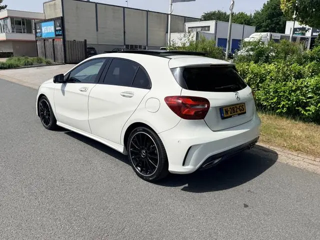 Mercedes-Benz A-klasse 180 AMG 122PK AUT•Pano•Keyless
