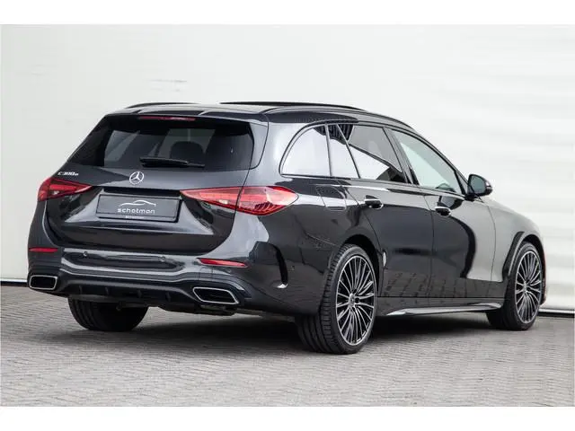 Mercedes-Benz C-klasse Estate 300 e AMG Premium, Pano, Distronic, Trekhaak, Nightpakket 2023