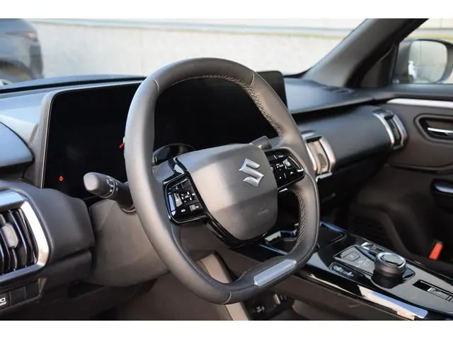 Suzuki e Vitara