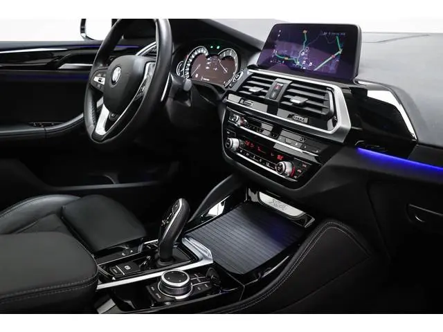 BMW X4 xDrive20i X-Line High Executive | PANORAMADAK | HEAD UP | STUURVERWARMING | TREKHAAK | 19"