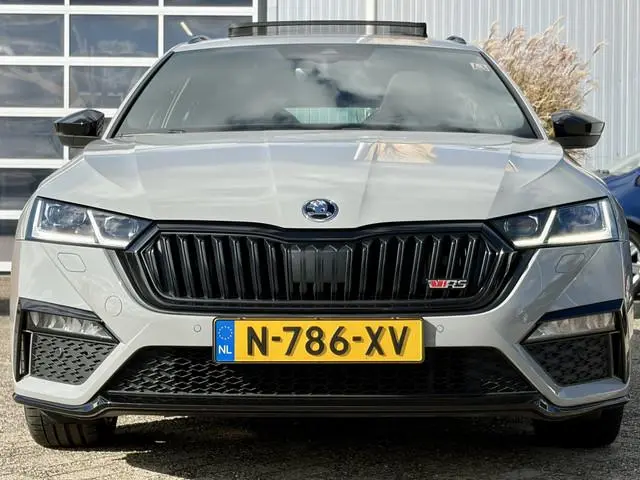 ŠKODA Octavia Combi 2.0 TSI RS 245pk | BTW auto | Virtual Cockpit | Apple Carplay/Android Auto | Cru...