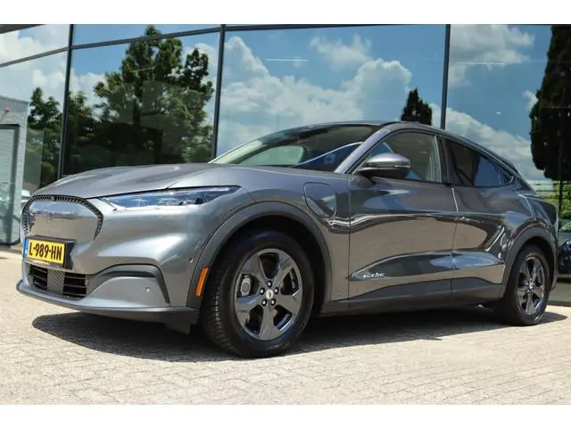 FORD MUSTANG MACH-E RWD 75 KWH SOH 95% | B&O | 360 CAMERA | CARPLAY | WINTERPACK | LEDER | DODEHOEK...