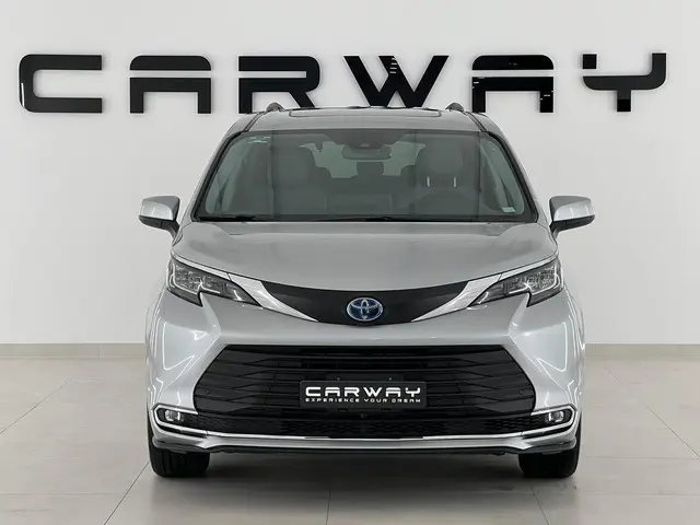 Toyota Sienna 2.5 Hybrid Luxe XLE