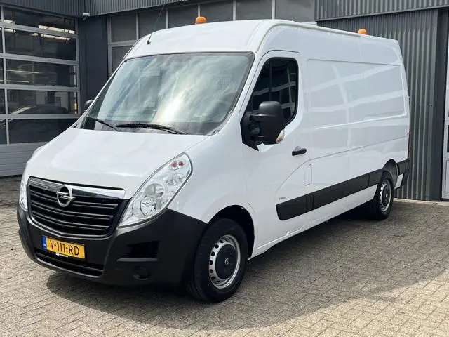 Opel Movano