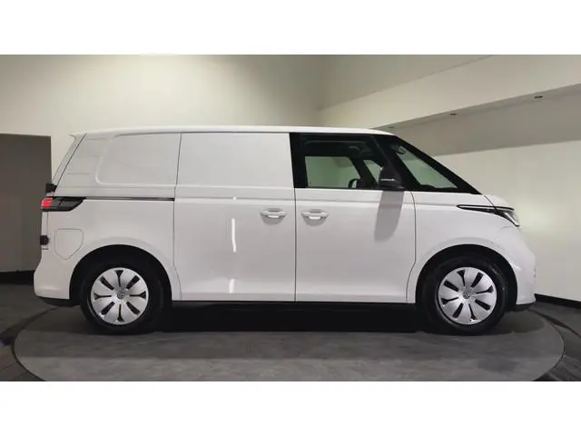 Volkswagen ID. Buzz Cargo 77 kWh | SOH 95,3% | Trekhaak Elek. | Stuur verwarmd | Climatronic | Pass....