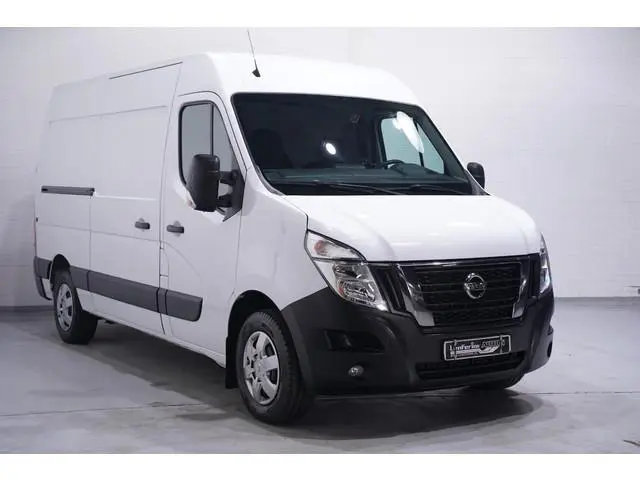 Nissan Interstar 2.3 dCi 135 pk L2H2 Acenta Navi, Camera, Airco Cruise Control, Laadruimte Pakket, 3...