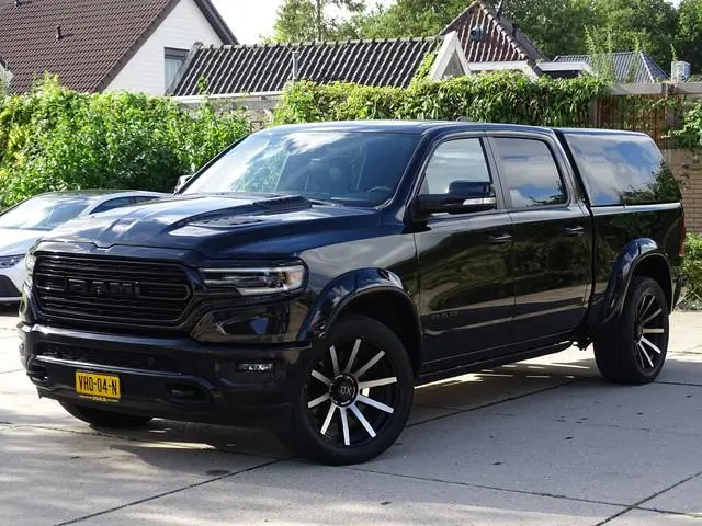 Dodge Ram 1500 5.7 V8 4x4 Crew Cab Limited