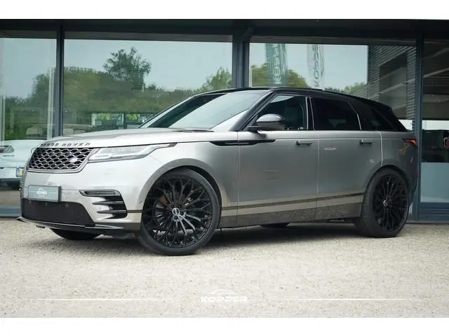 Land Rover Range Rover Velar 3.0 V6 AWD First Edition / Pano / Luchtvering / Meridian Surround / 23'...