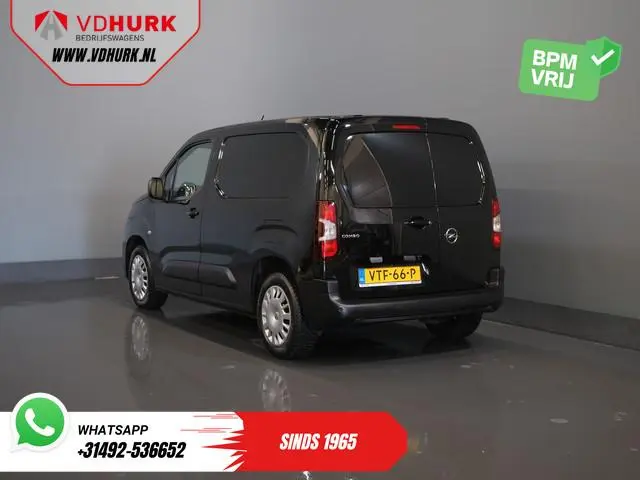Opel Combo 1.5D 130 pk Aut. NL Auto/ Stuurverw./ Carplay/ Camera/ Cruise/ Airco