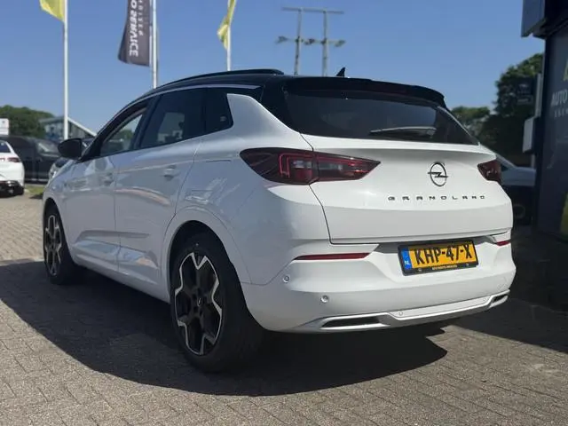 Opel Grandland 1.6 Turbo Plug-In Hybrid 4x4 Ultimate Als nieuw! Incl. garantie en beurt | 300pk! | F...
