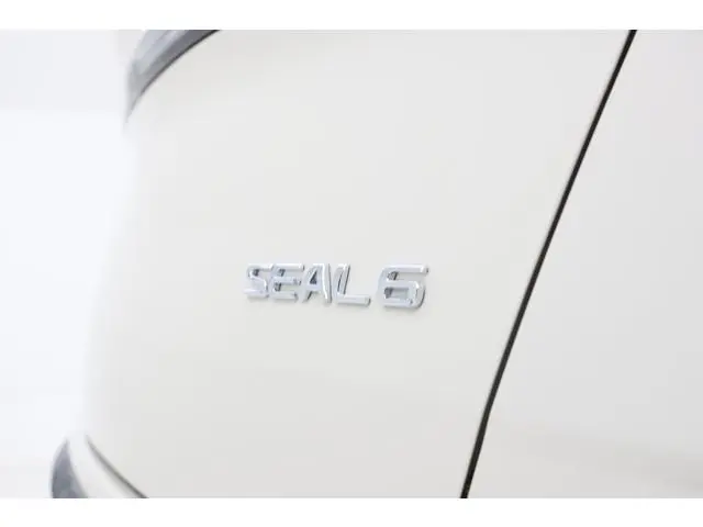 BYD SEAL