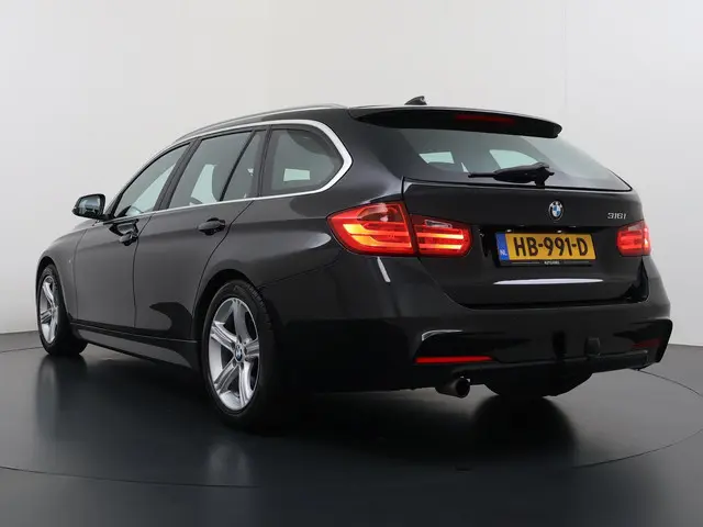BMW 3-serie Touring 316i Executive M Pakket Trekhaak Automaat