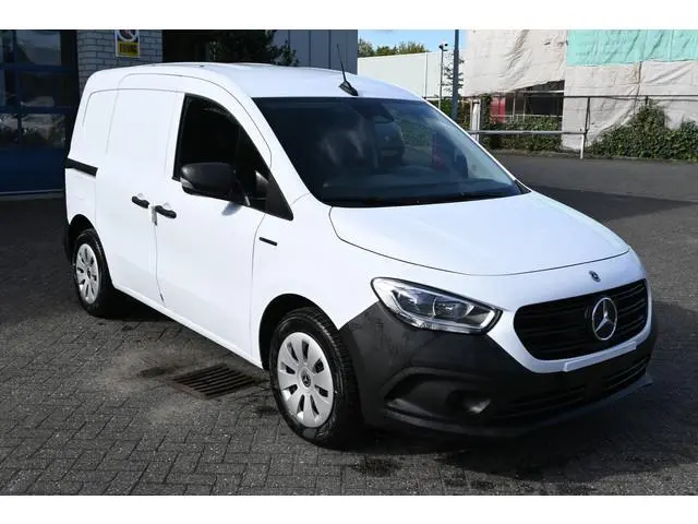 Mercedes-Benz eCitan 112 Base L1 51 kWh Snellader AC 22kW/DC 75kW, All Season banden, Etc.