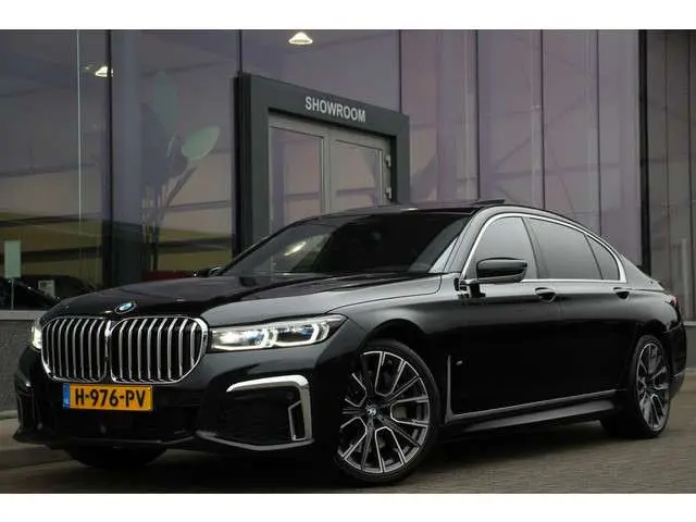 BMW 7-serie 750Ld xDrive High Executive |  Vol Opties! | M-Sport | NP: €200.000 | Orig. NL | Dealeronderhouden