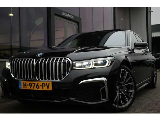 BMW 7-serie 750Ld xDrive High Executive |  Vol Opties! | M-Sport | NP: €200.000 | Orig. NL | Dealeronderhouden