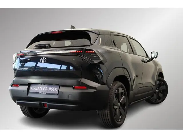 Toyota Urban Cruiser Executive 61 kWh, Nieuw en snel leverbaar met €2500 inruilpremie!