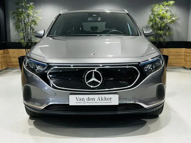 Mercedes-Benz EQA 250 Luxury 67kWh // SoH 97% // Camera // Dode Hoek Ass. // D. Glas // Elektrische...