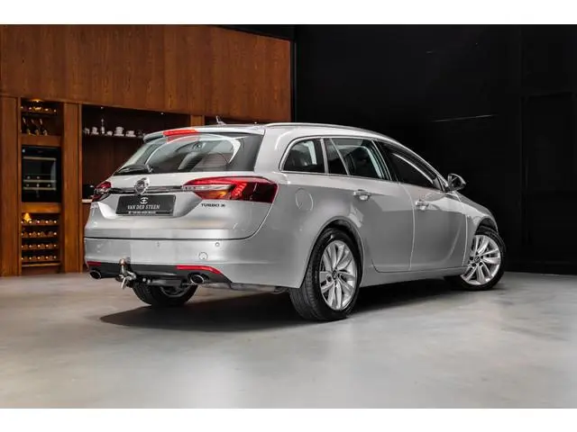 Opel Insignia Sports Tourer 2.0 T Cosmo 4x4 leder | Camera