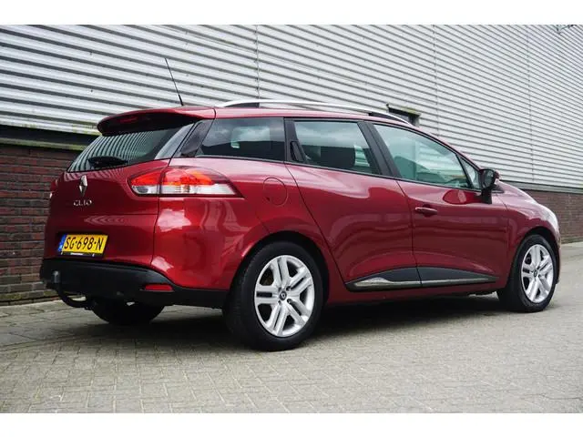 Renault Clio Estate 0.9 TCe Zen/Trekhaak(1200kg)/Dealeronderhouden/ Rijklaarprijs incl.garantie.