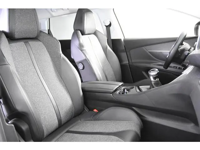 Peugeot 5008 Allure 130 *1ste Eigenaar*Leer*Navigatie*Camera*