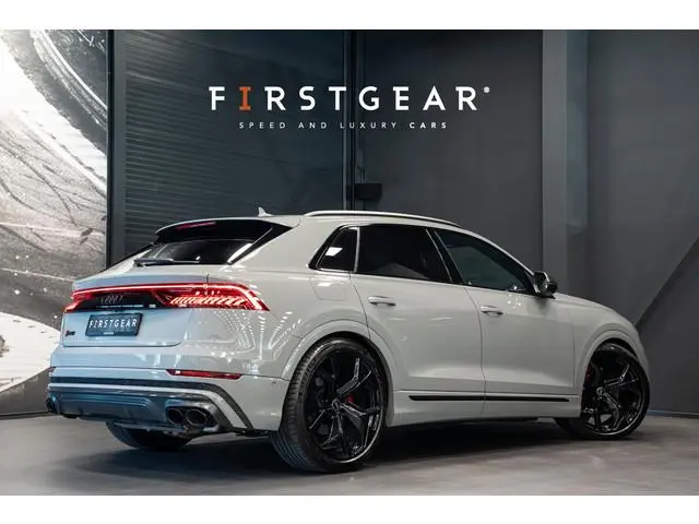 Audi Q8 4.0 TFSI SQ8 quattro *Bang & Olufsen / Panorama / Vierwielbesturing / HUD / Surround-view /...