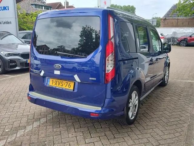 Ford Tourneo Connect Compact 1.0 TITANIUM Voorruitverwarming | Parkeersensoren | Clima