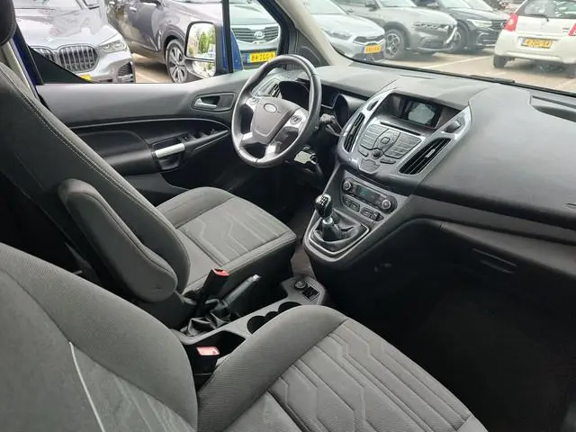 Ford Tourneo