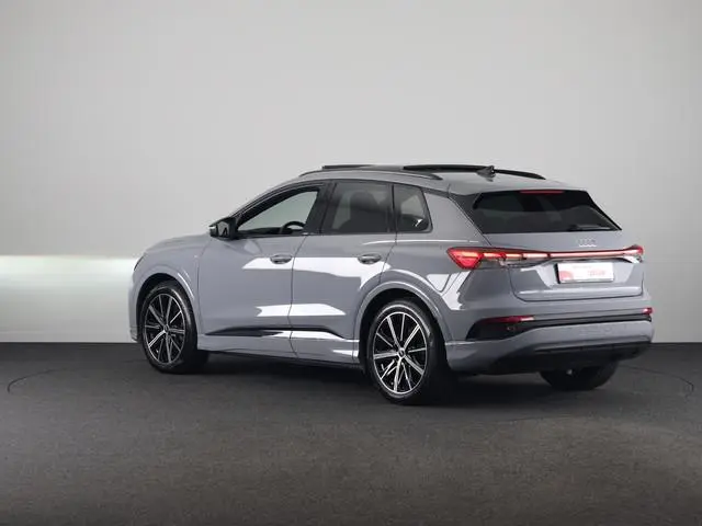 Audi Q4 e-tron 40 Launch edition S Competition 77 kWh 204pk | SOH 96,62% | Panoramadak | Elektrisch...
