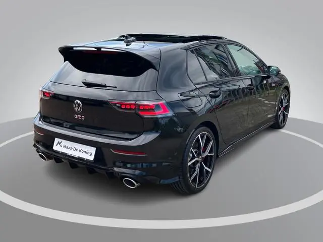 Volkswagen Golf 2.0TSI/300PK GTI Clubsport DSG · Panoramadak · 360°Camera + Parkeersensoren · Harman...
