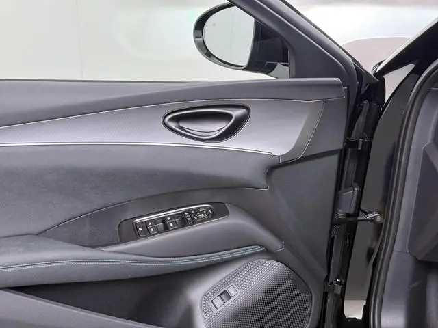 BYD SEAL