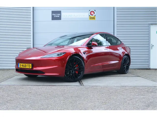 Tesla Model 3 RWD 60 kWh Highland, 20" Monaco GPX, LFP Accu (100% opladen), AutoPilot