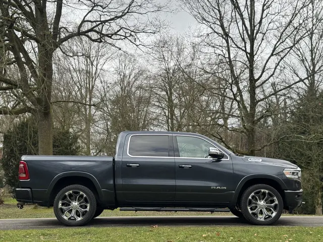 Dodge Ram 1500 5.7 V8 Crew Cab 5'7 Limited MARGE