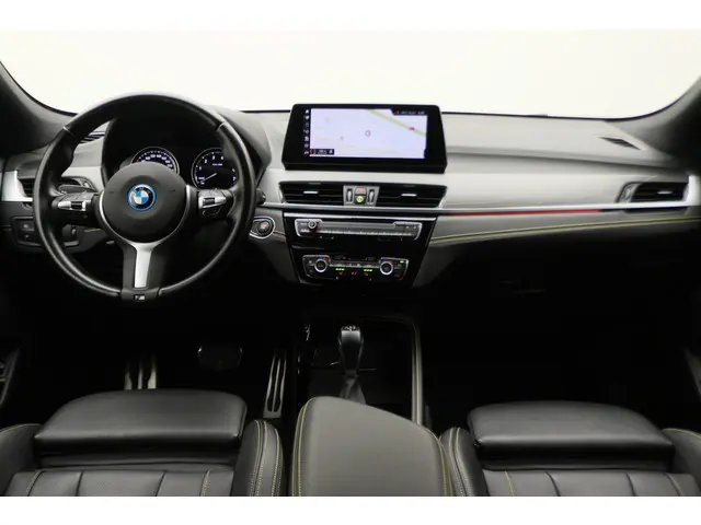 BMW X2 xDrive25e Business Edition Plus M-Kuipstoelen, Head-Up, Leer, Cruise, LED, Bluetooth, Navigat...