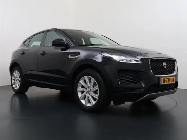 Jaguar E-PACE 2.0 P200 AWD R-Dynamic VAN: 30.900,- VOOR: 27.877,- UW WKVOORDEEL: 3.023,- | RIJKLAARP...