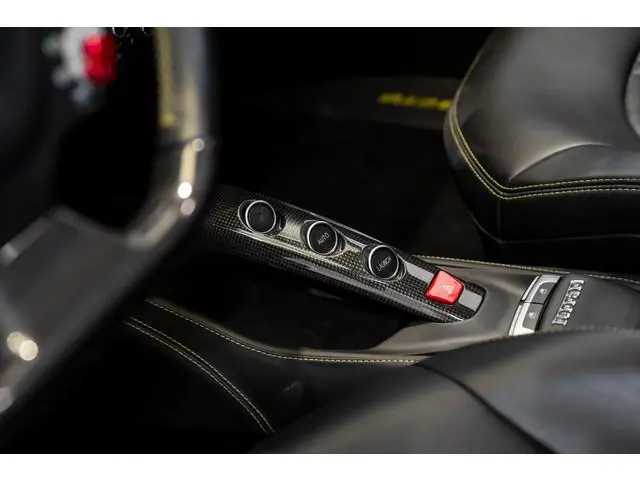 Ferrari 488