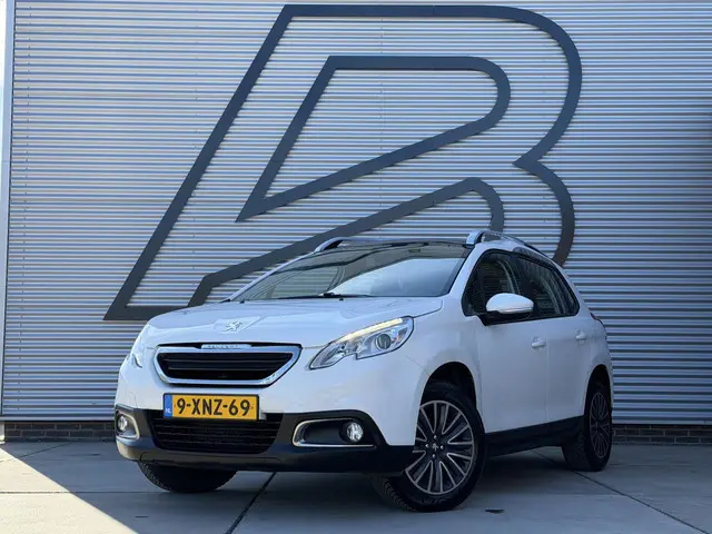 Peugeot 2008 1.2 PureTech Active 2e Eigenaar|Navi|Pano|D-riem v.v. in 2024|Clima|Cruise|PDC|N.A.P|AP...