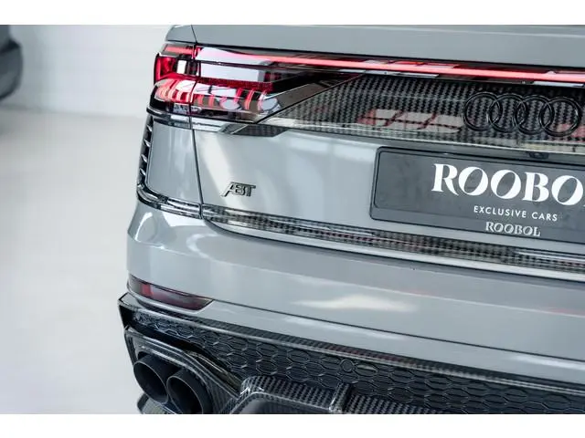 Audi RSQ8