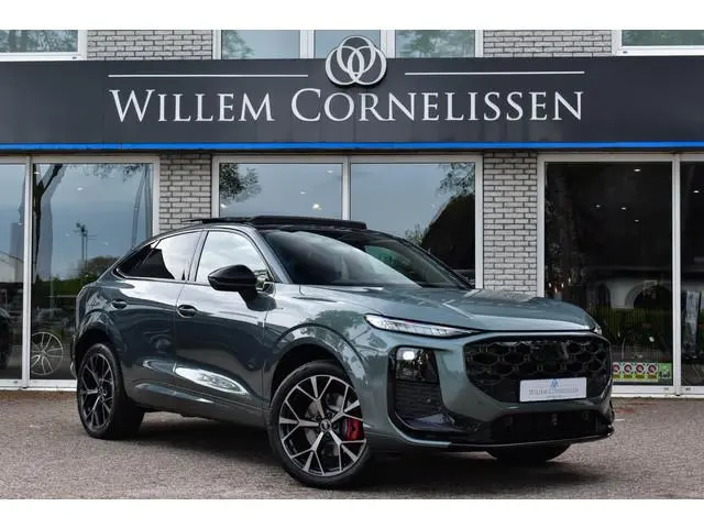Audi Q3 Sportback 1.5 200kW e-hybrid S edition Pano Tech Pro Trekhaa