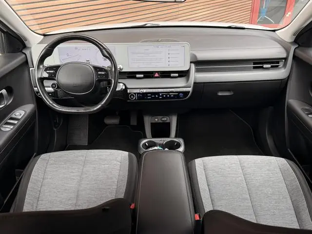 Hyundai IONIQ 5 Style 77.4 kWh Stoel/stuur verwarming / Navigatie / SOH 97%