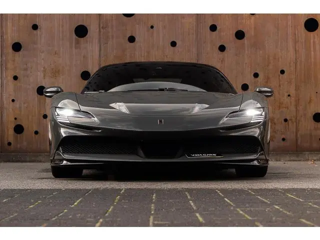 Ferrari SF90 Stradale
