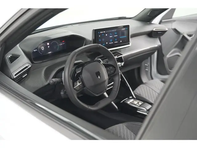 Peugeot 2008 Hybrid 145 e-DCS6 Allure | 360 Camera | Adaptieve Cruise Control | Dodehoekdetectie