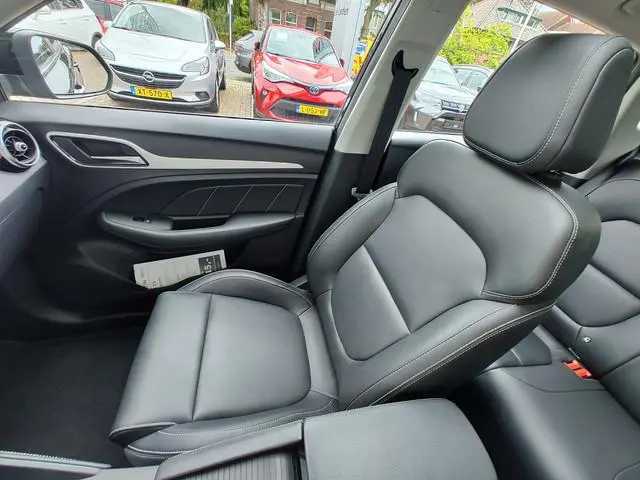 MG ZS EV